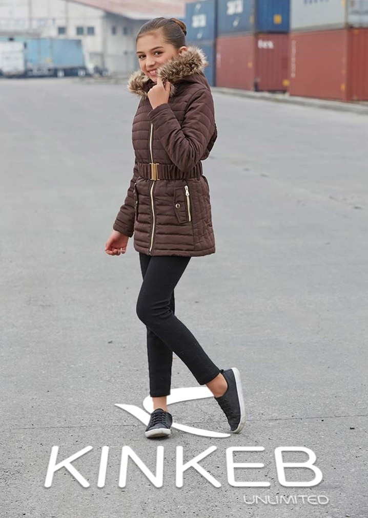 CHAMARRA LARGA CON PELUCHE EN EL GORRO PARA NIÑAS