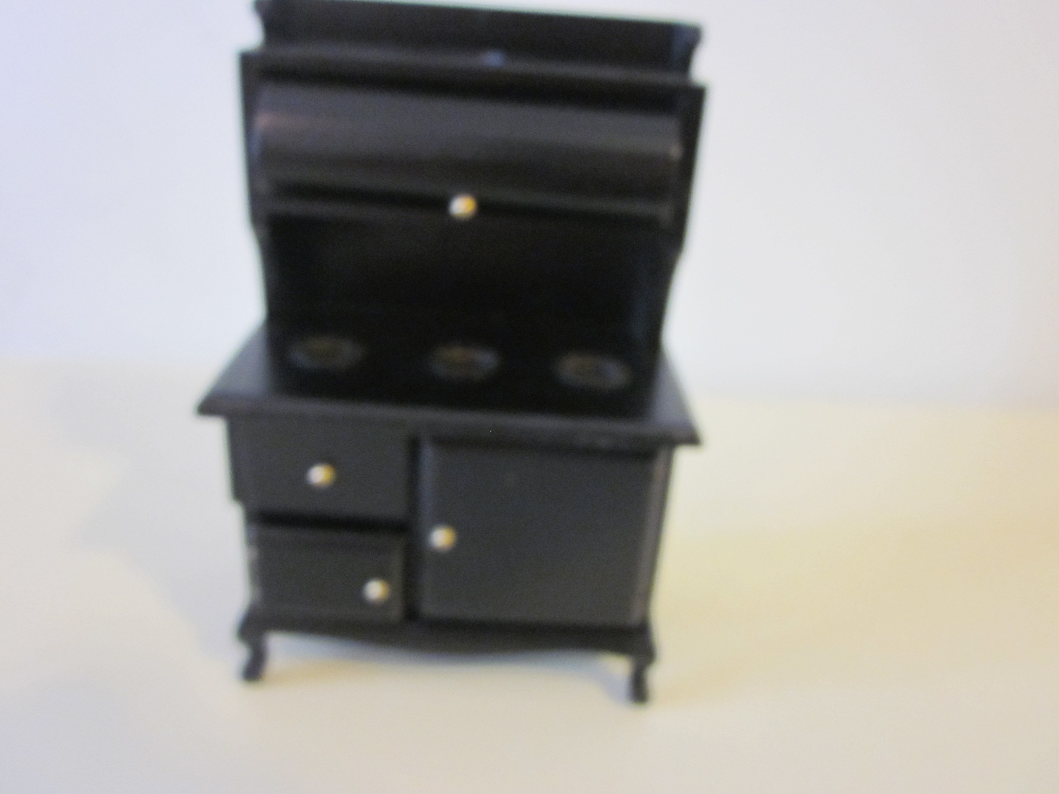 WOOD STOVE BLACK
CM-T6105 NO 272
$493.75