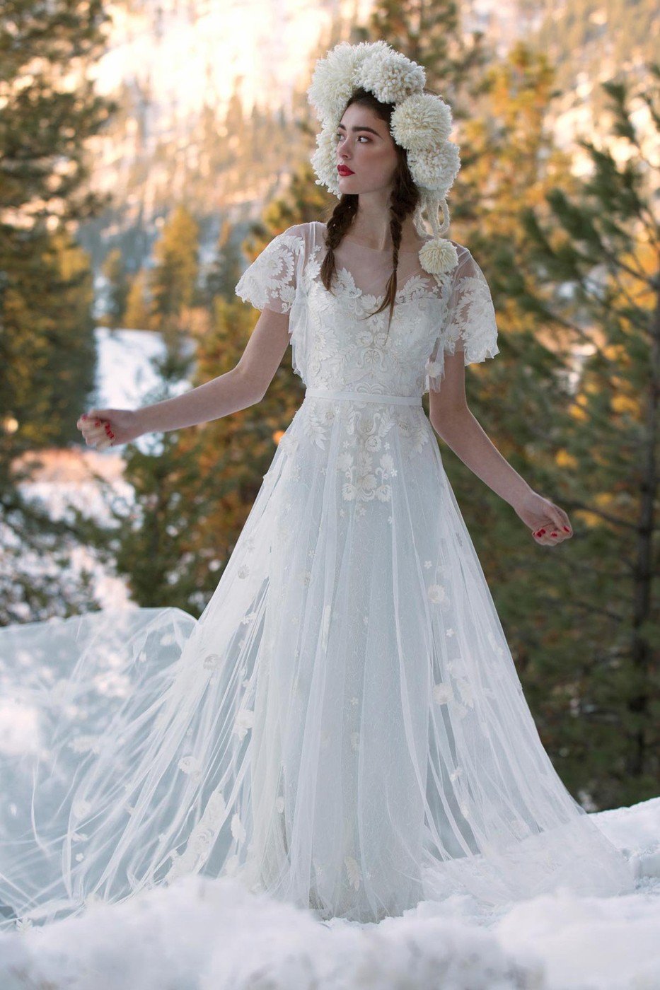 https://0201.nccdn.net/1_2/000/000/0c7/efd/heartleaf-ivory.jpg