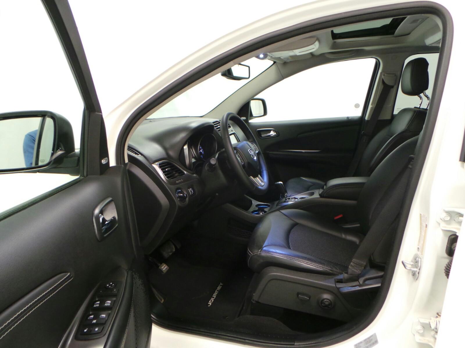 INTERIORFRONT