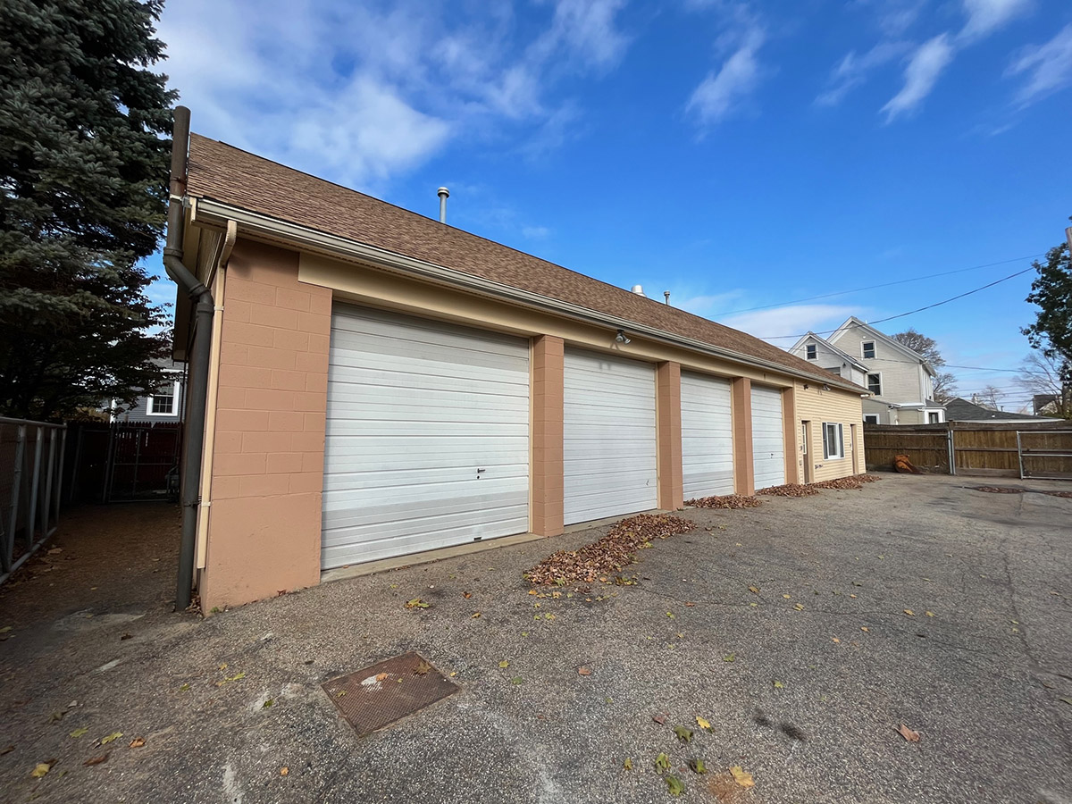 The Mega Group Commercial Real Estate 11R PutnamStreet, Danvers MA