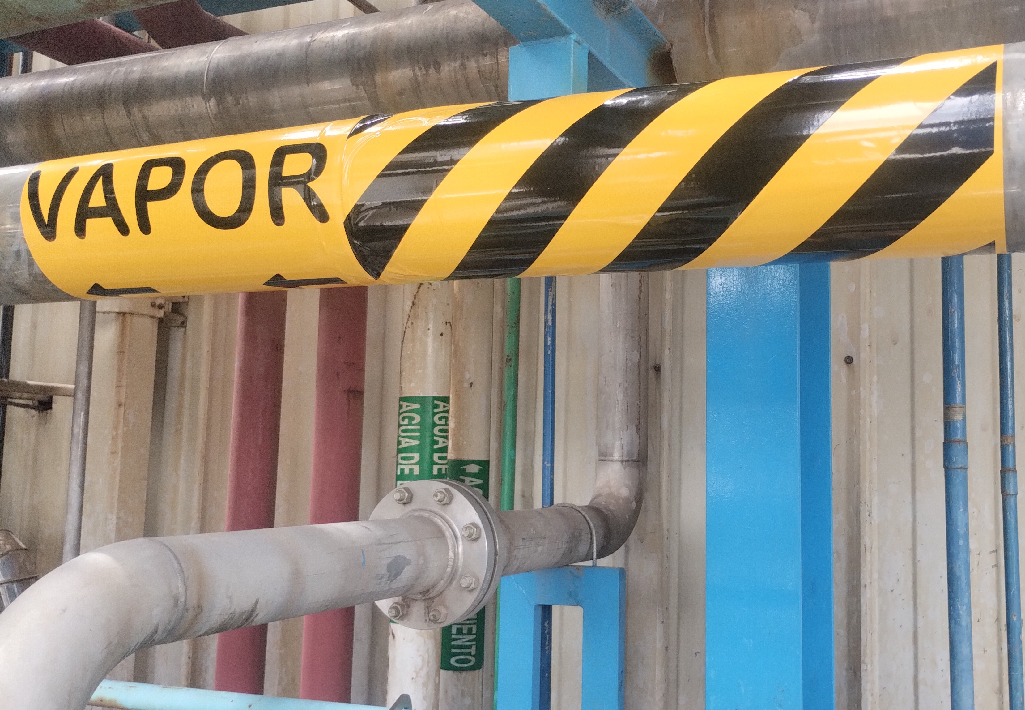 Linea de Vapor Identificada con Etiqueta 