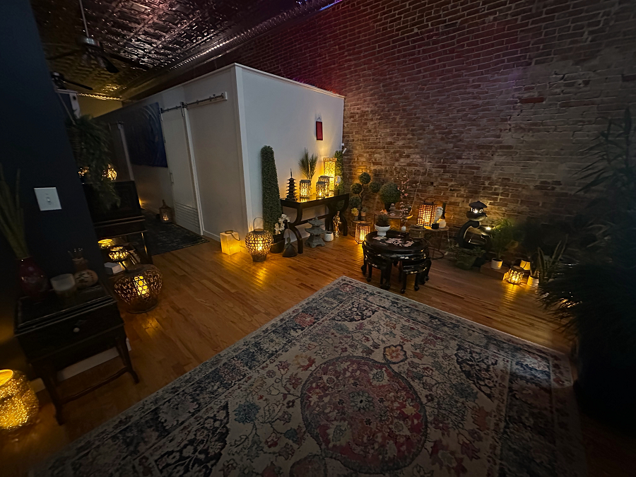 A fully furnished room A fully furnished room