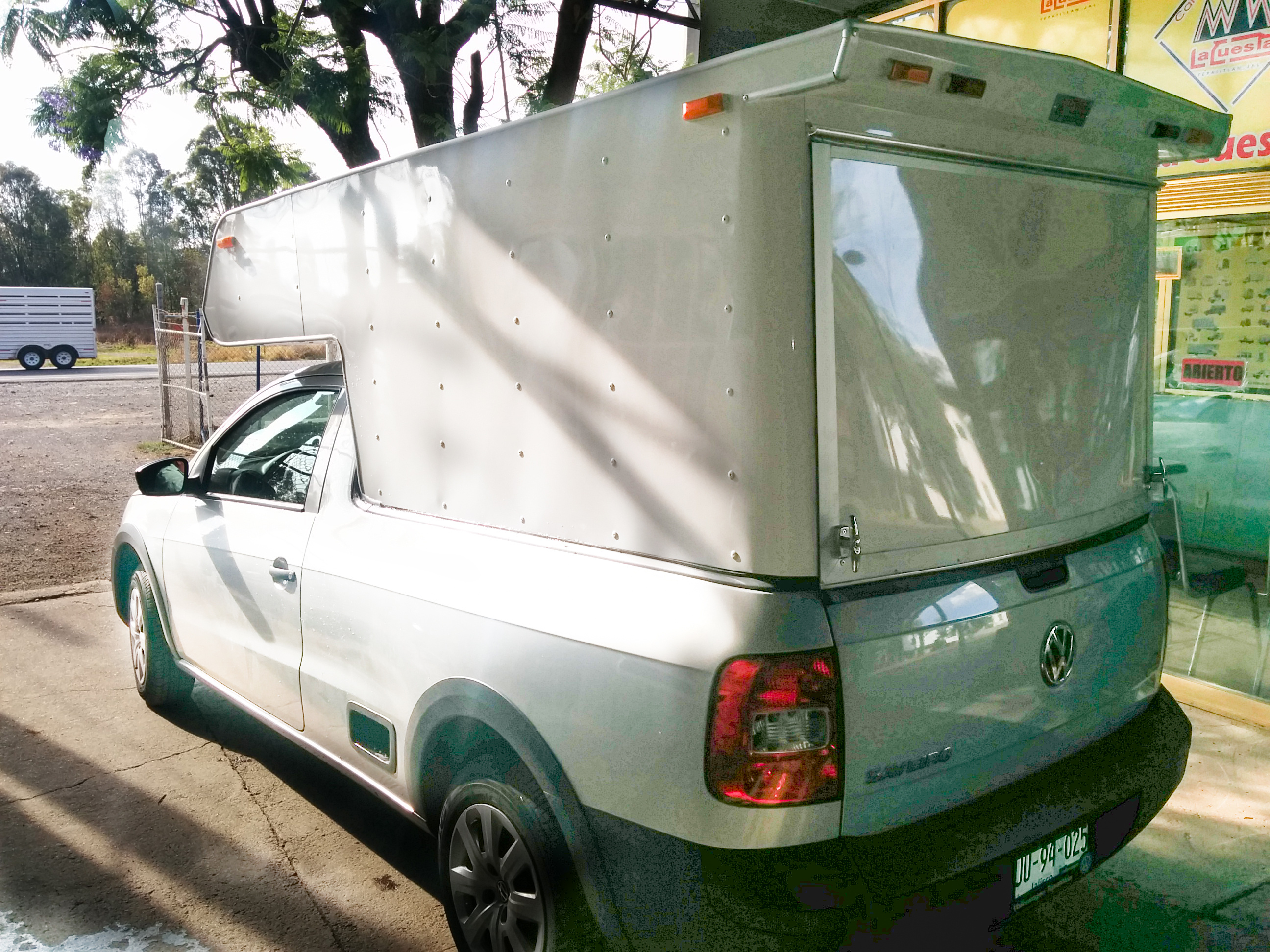 2.6.7  campers volado pick up de aluminio