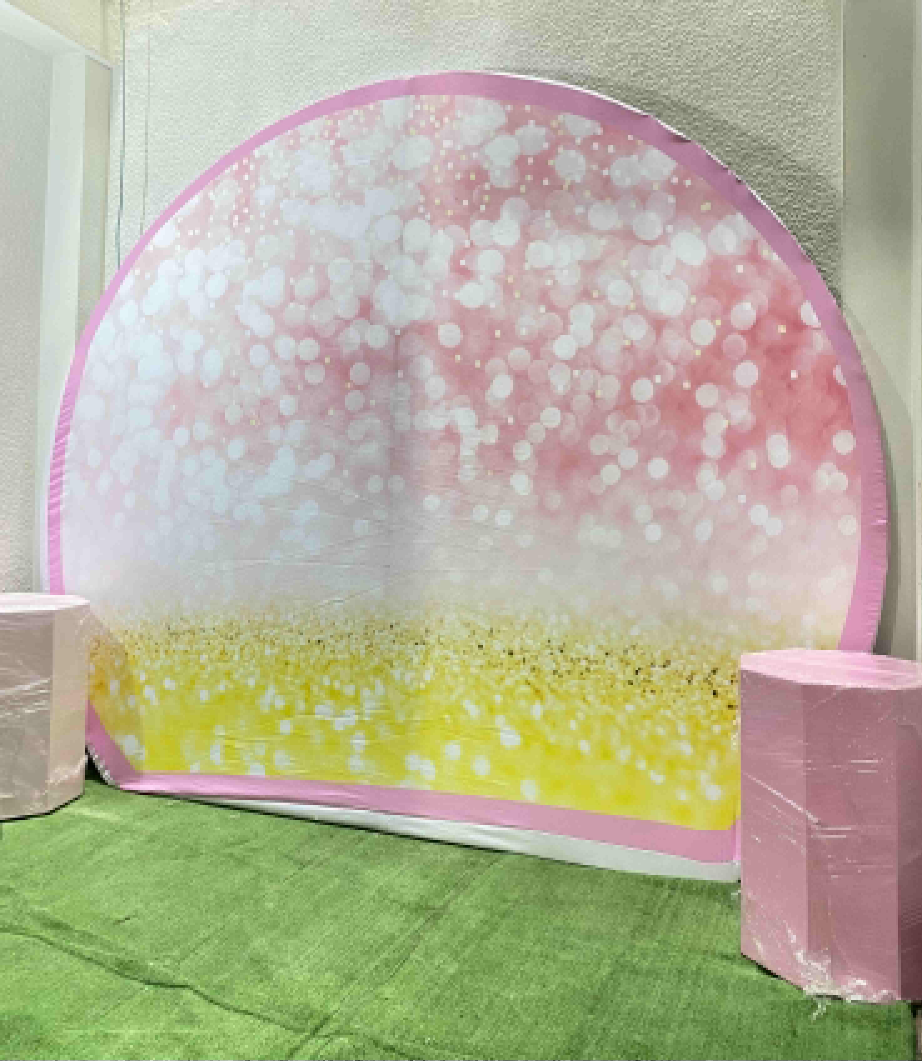 Pared Circular Temático
$200.000 en Alquiler
Diámetro 2.60m