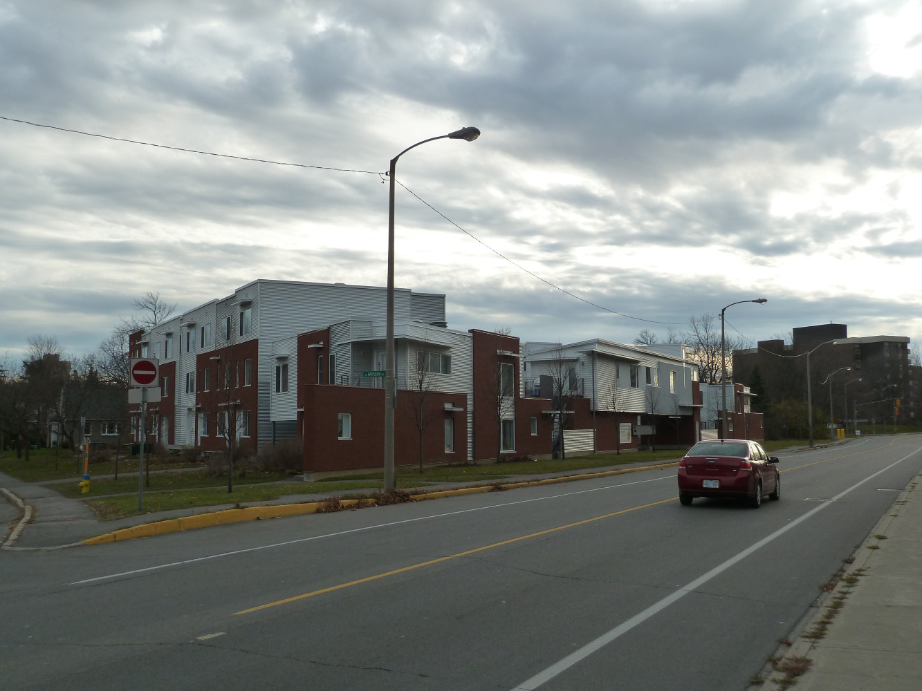 CO-OP HOUSING
Richmond Road, Ottawa, ON