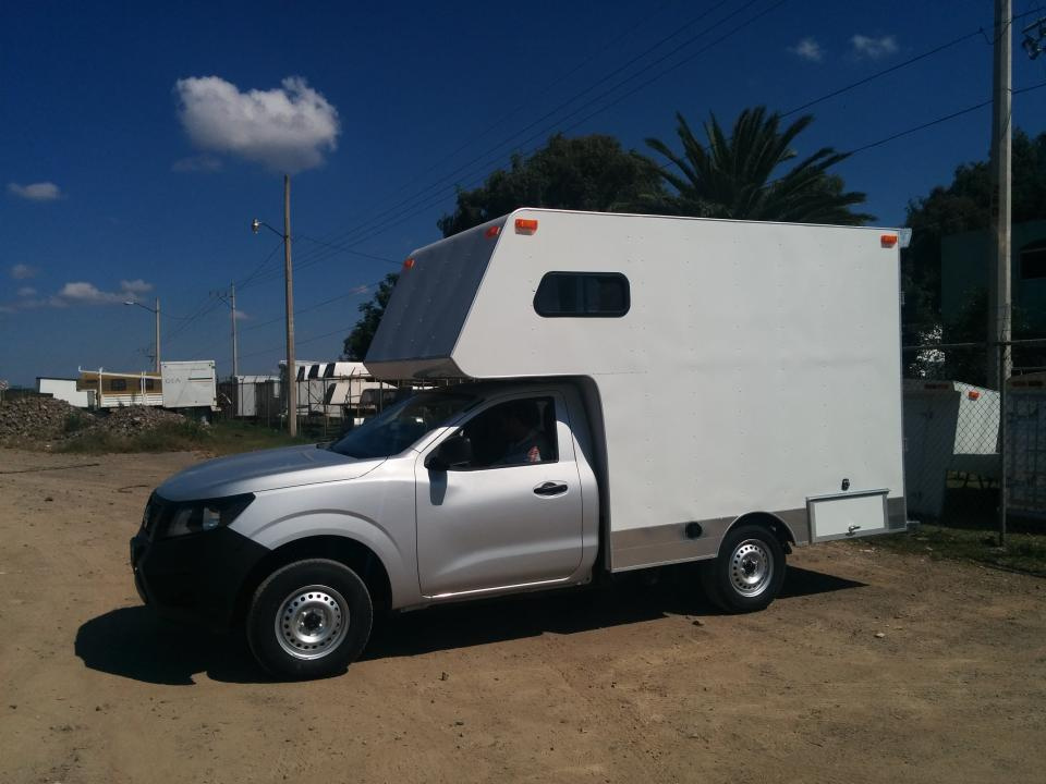 campers volado chasis nissan  
