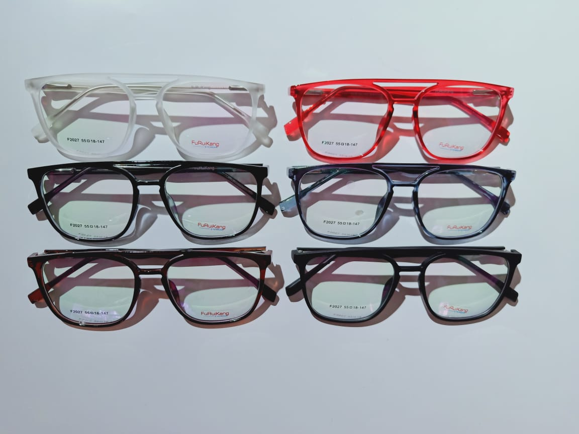 Modelo: F2027
Colores: Gris, Blanco, Negro, Negro mate, Cafe y Rojo