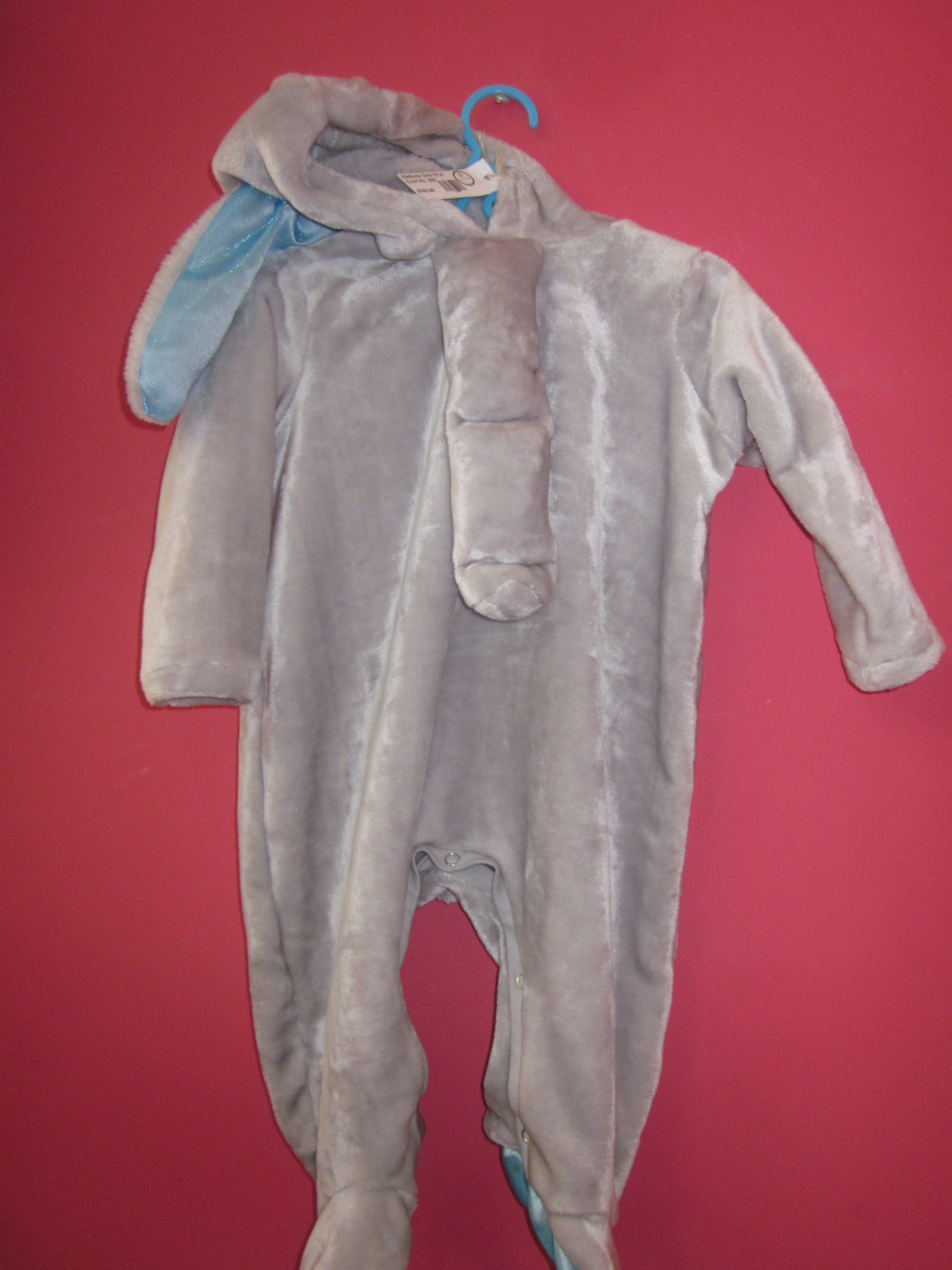 ELEFANTE
COFETTI  7500387 NO:380
$493.75