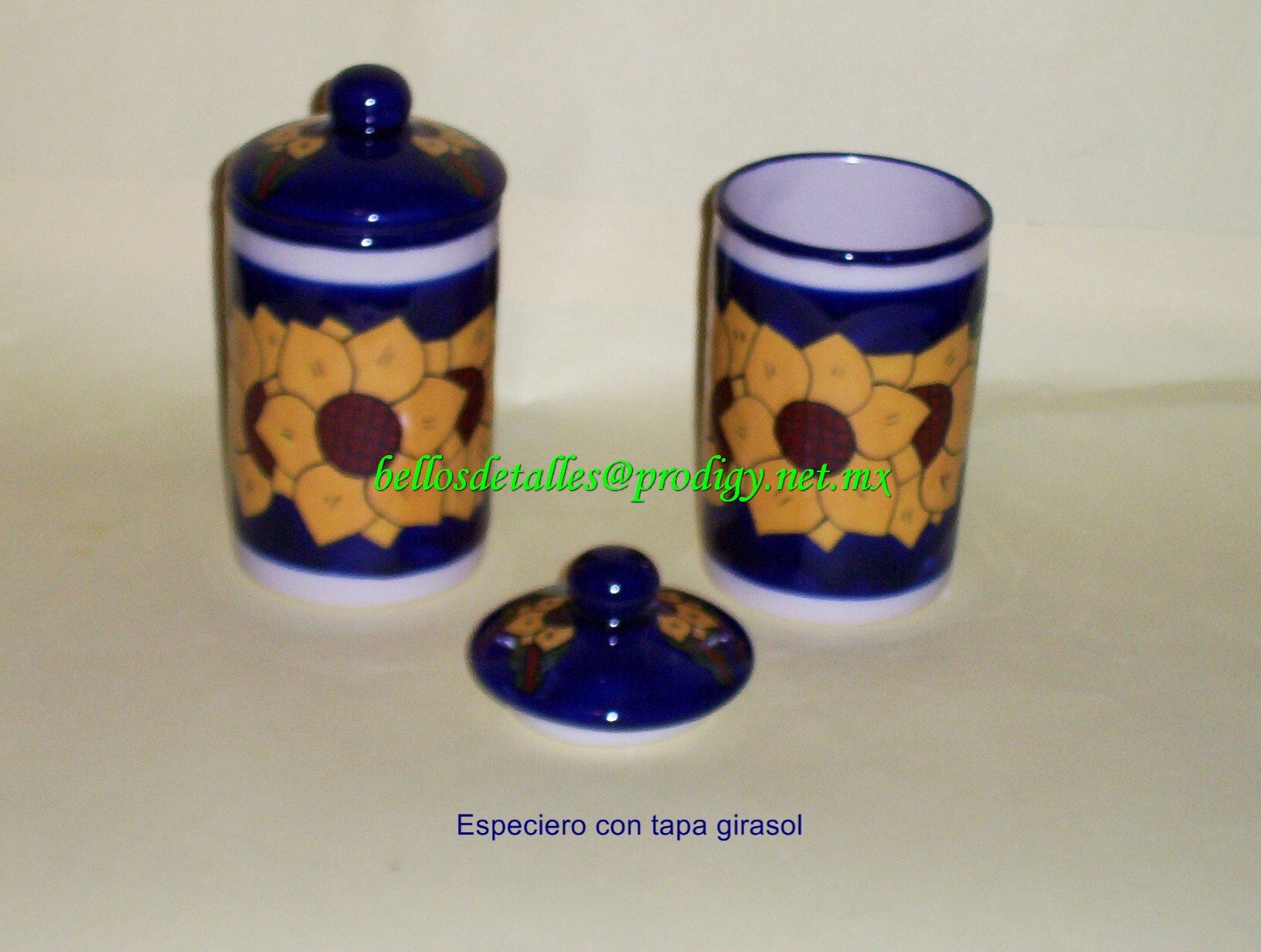 https://0201.nccdn.net/1_2/000/000/0ce/1ca/Especiero-con-tapa-girasol-1632x1232.jpg