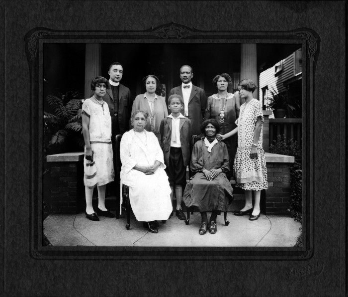 Genealogy Resources (University of North Texas Libraries)