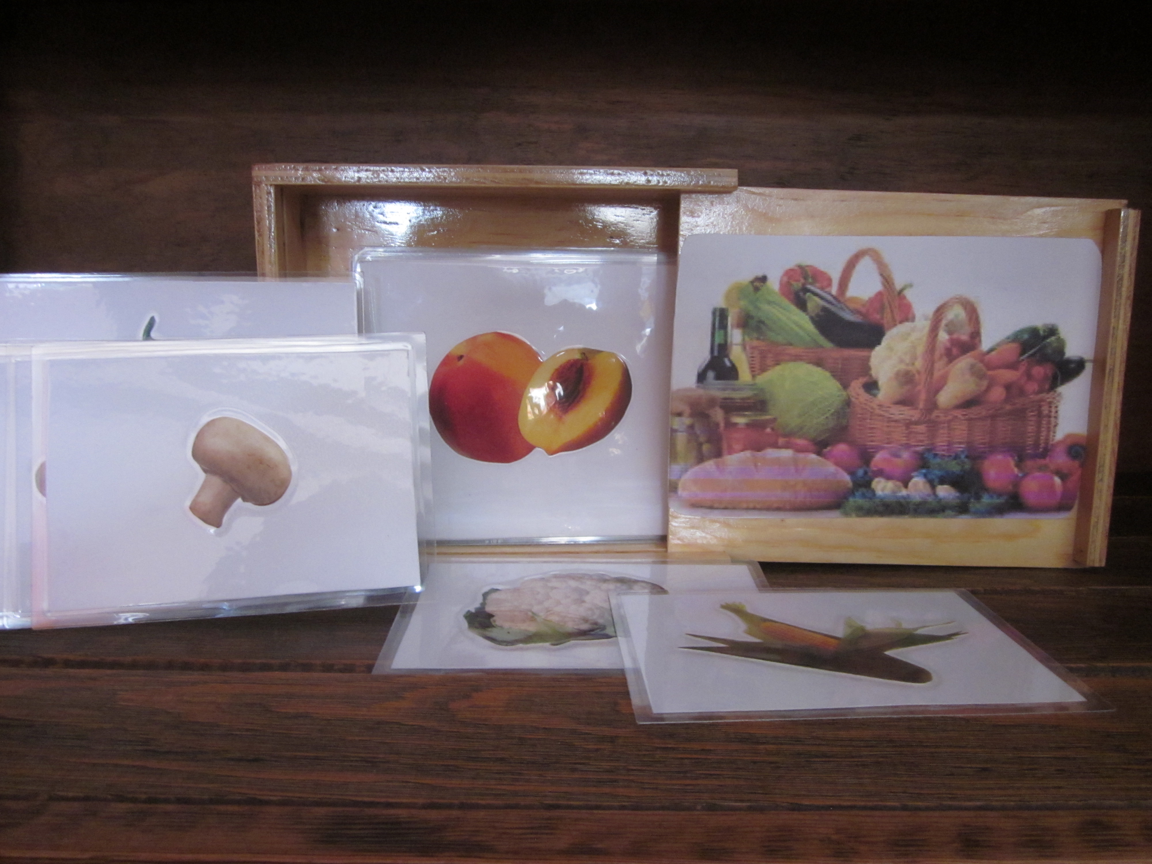 https://0201.nccdn.net/1_2/000/000/0ce/5fd/cajas-tarjetas-010.jpg