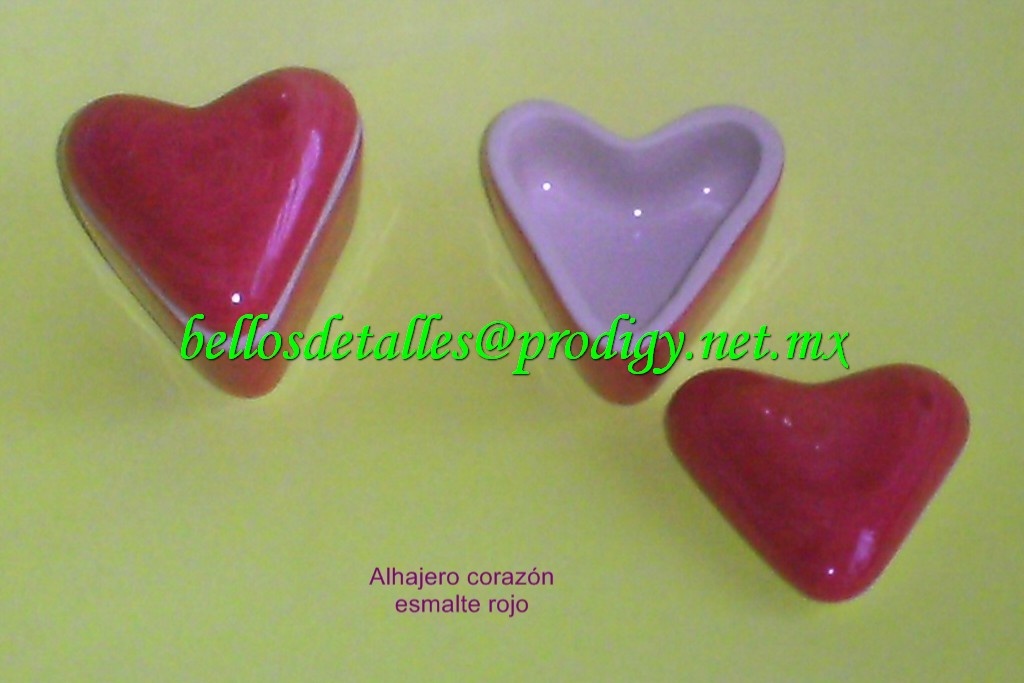 https://0201.nccdn.net/1_2/000/000/0cf/97b/Alhajero-coraz--n-esmalte-rojo-1024x683.jpg