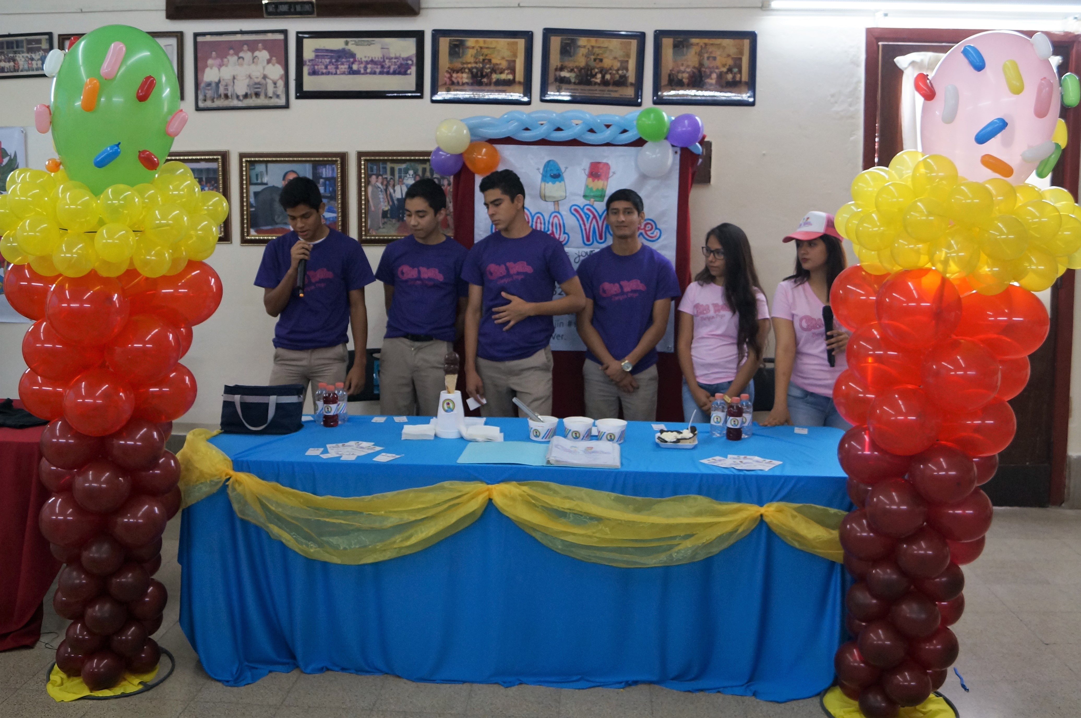 EXPOSICIÓN DE EMPRENDEDORES
27 DE JUNIO 2017