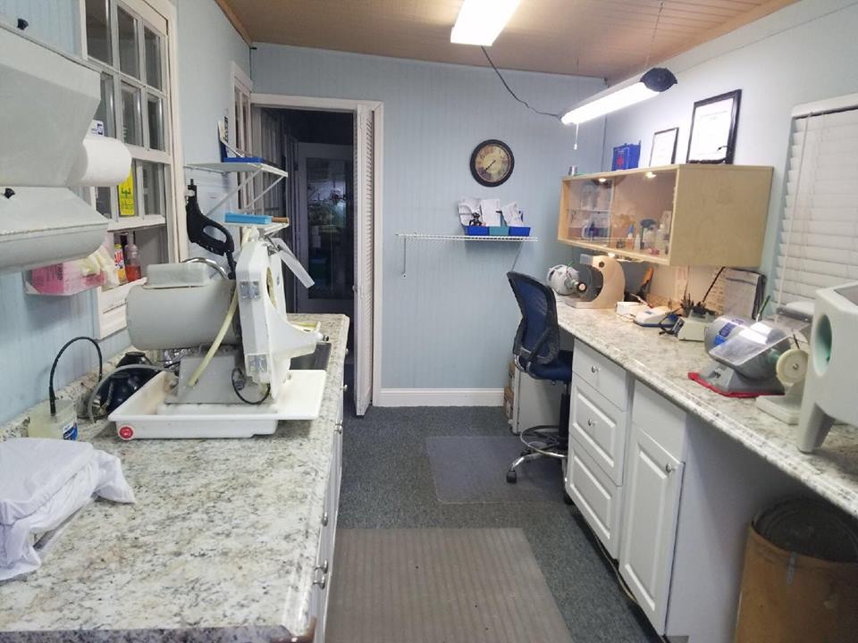 Fully Equipped Dental Laboratory 2