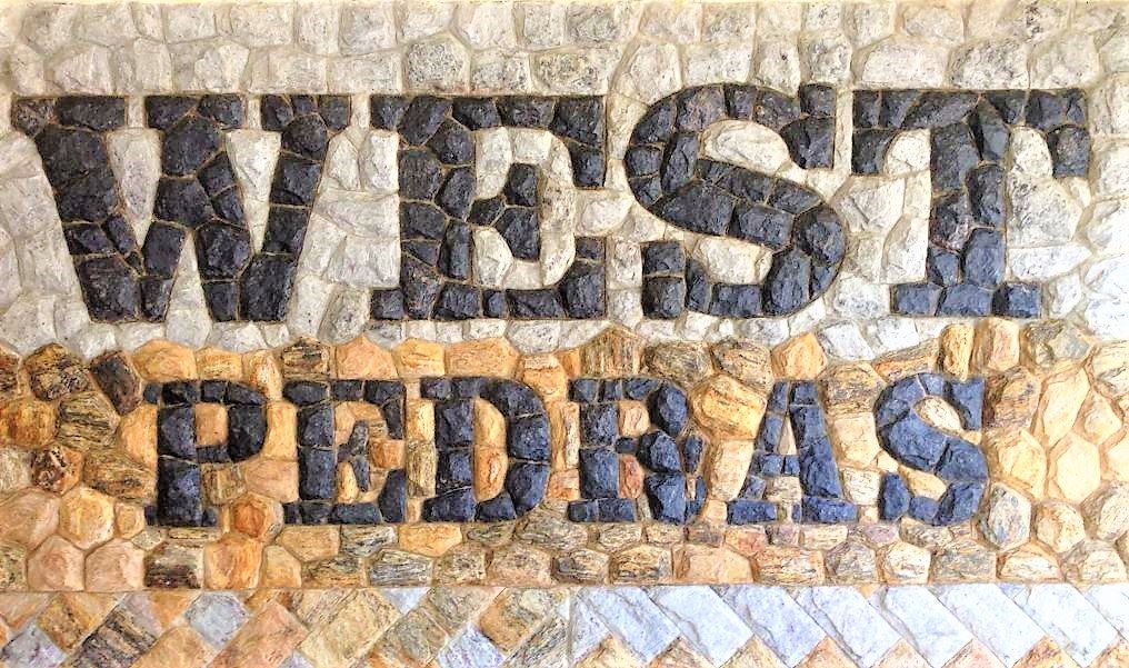 Fazemos símbolos ou letras personalizados para sua área de lazer ou empresa em pedras.
CONSULTE-NOS