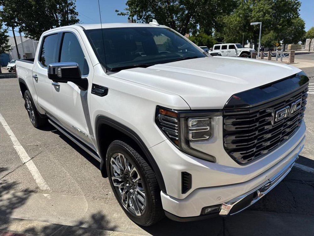 2023 GMC Sierra 1500 Crew Cab from 33 Auto Sales
Miles: 18,133
Drive: 4WD
Trans: Automatic, 10-Spd w/Overdrive
Engine: V8, EcoTec3, DFM, 6.2 Liter
Exterior: White
Interior: Black
Stock: 1694
VIN: 1GTUUHEL0PZ305074