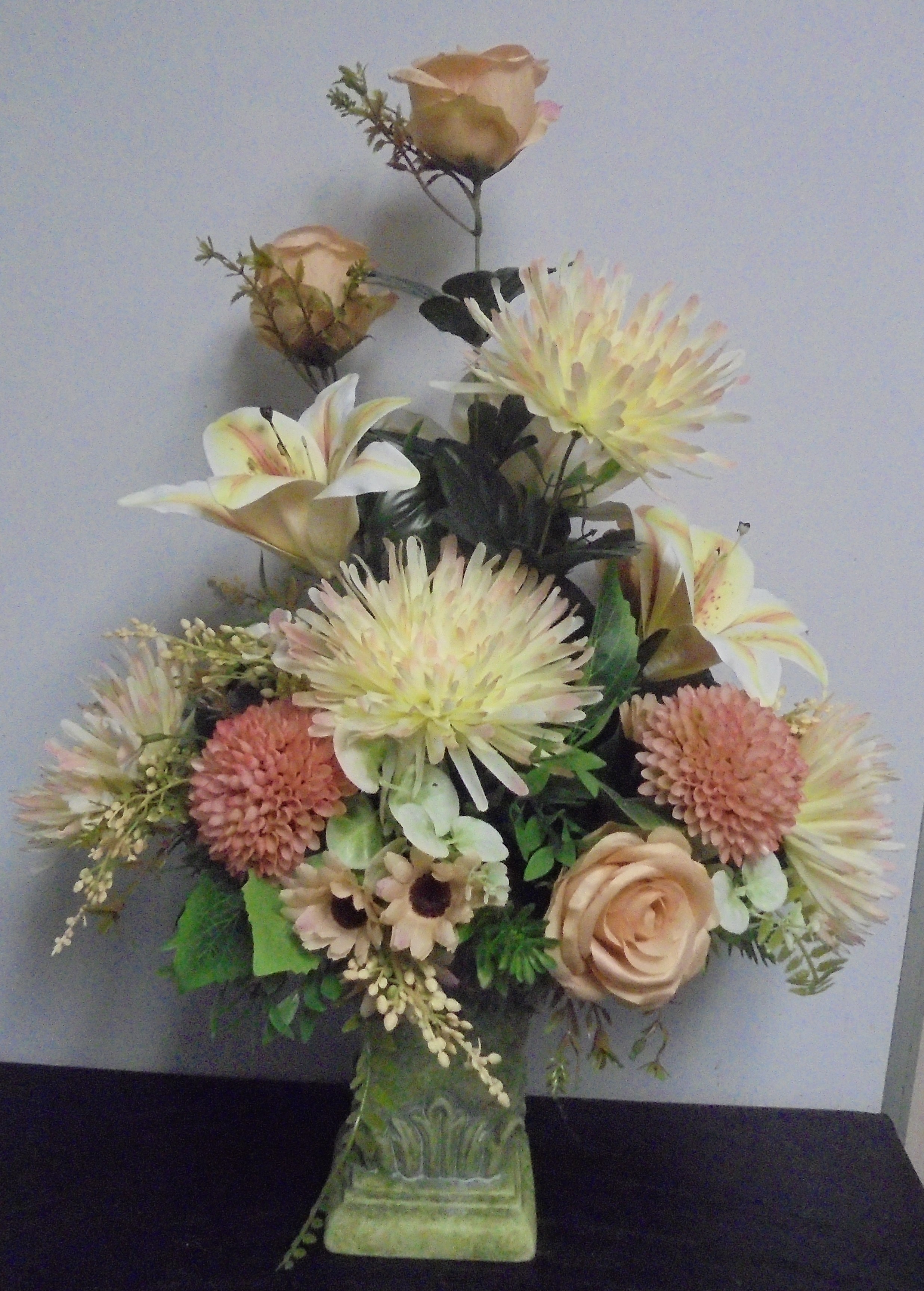 (48) "Silk" Vase Arrangement
(Cream & Peach Mix)
$65.00