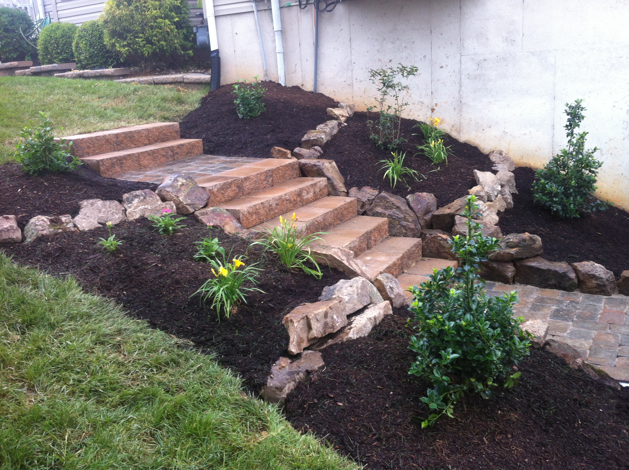 https://0201.nccdn.net/1_2/000/000/0d1/225/sandstone-step-block.jpg
