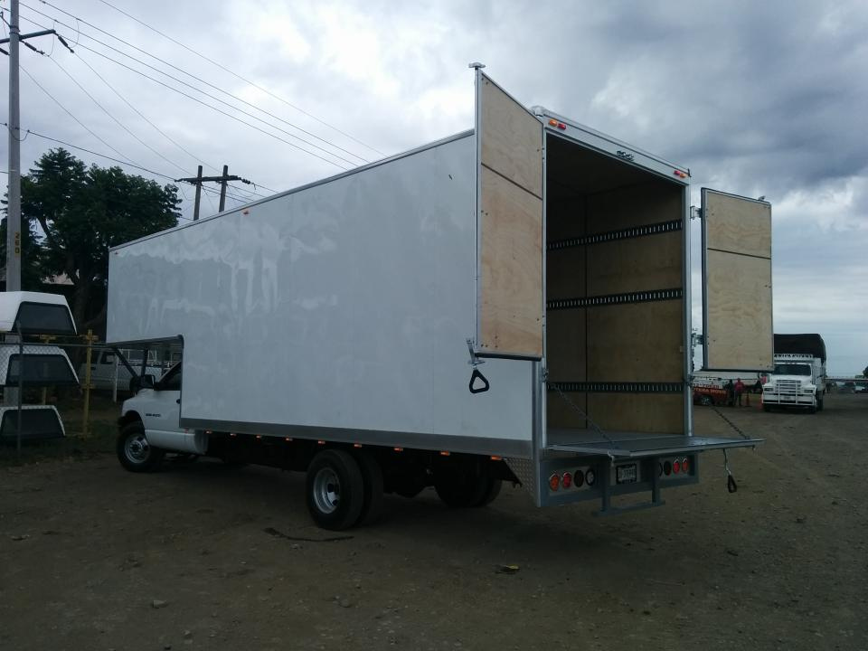 camper volado chasis