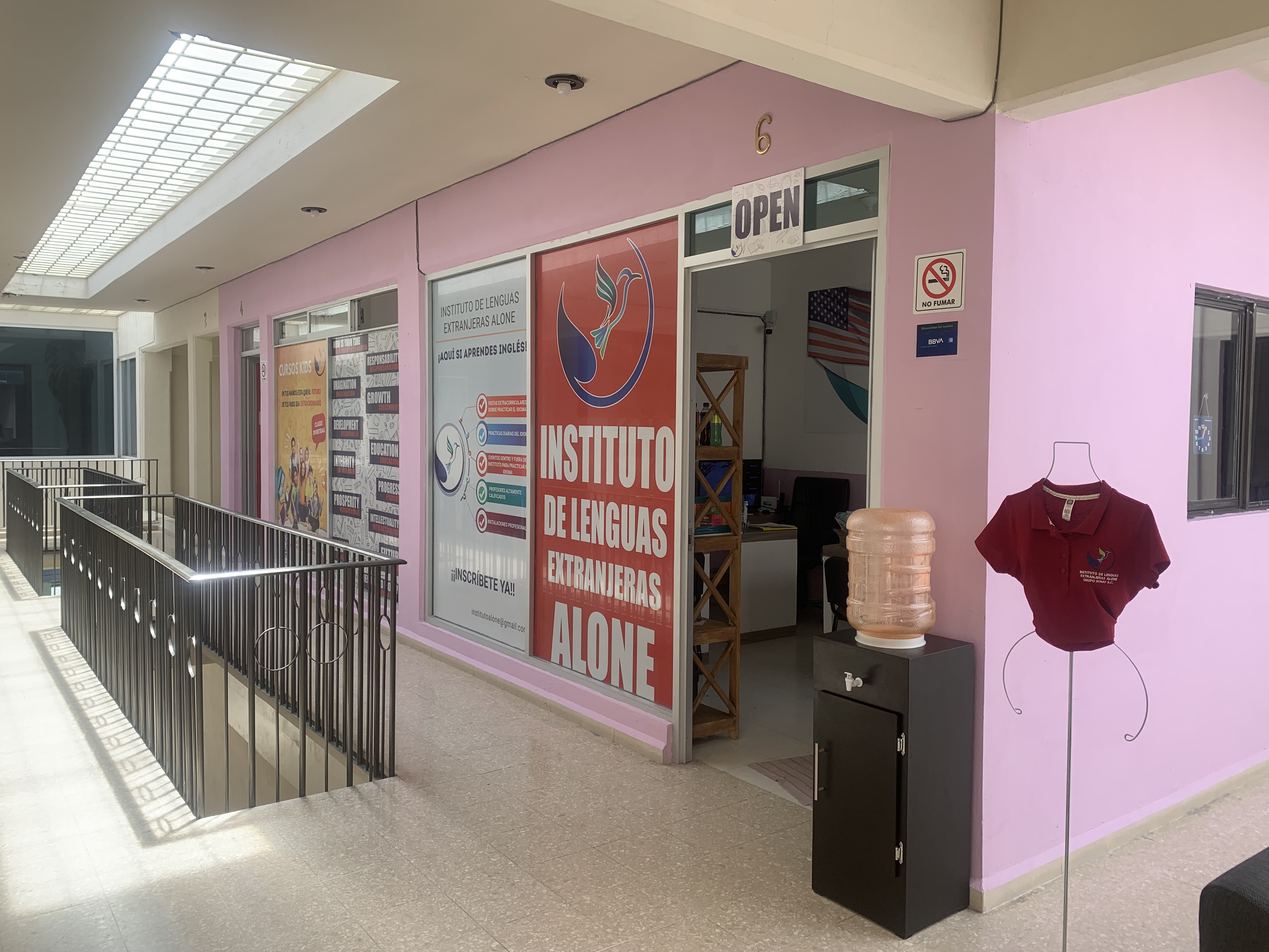 https://0201.nccdn.net/1_2/000/000/0d1/ec9/instituto-1.jpg