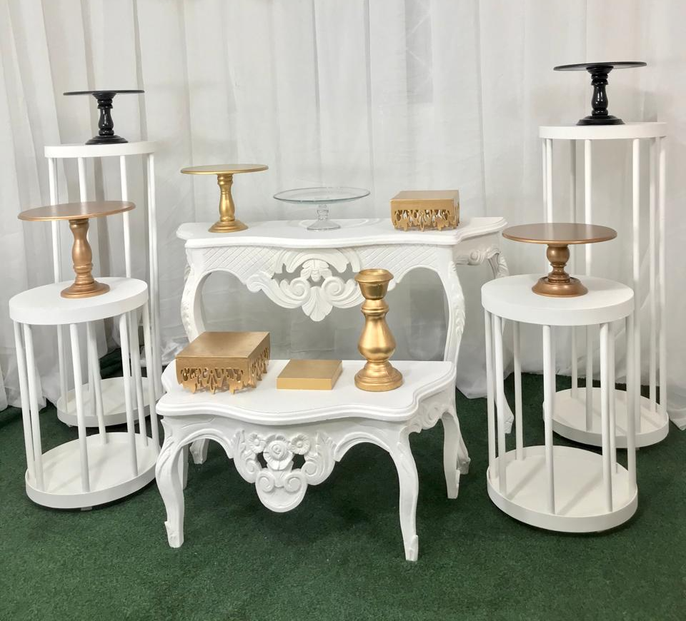 Isabelina Pequeña
ALTURA 40 CM X 84 CM DE ANCHO
$60.000
Isabelina Grande blanca
$ 100.000
76cm Alto
87cm Ancho
35cm Profundidad