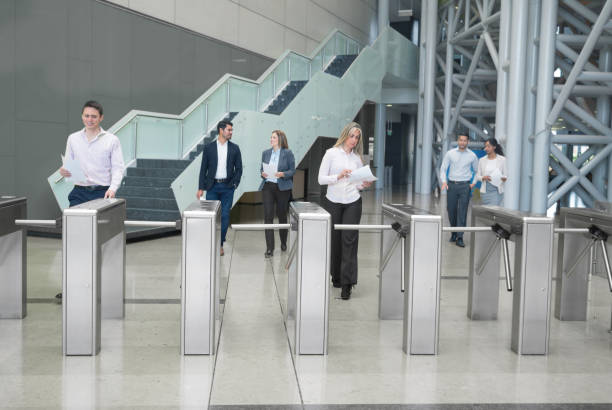 torniquetes de acceso para control peatonal seguro 