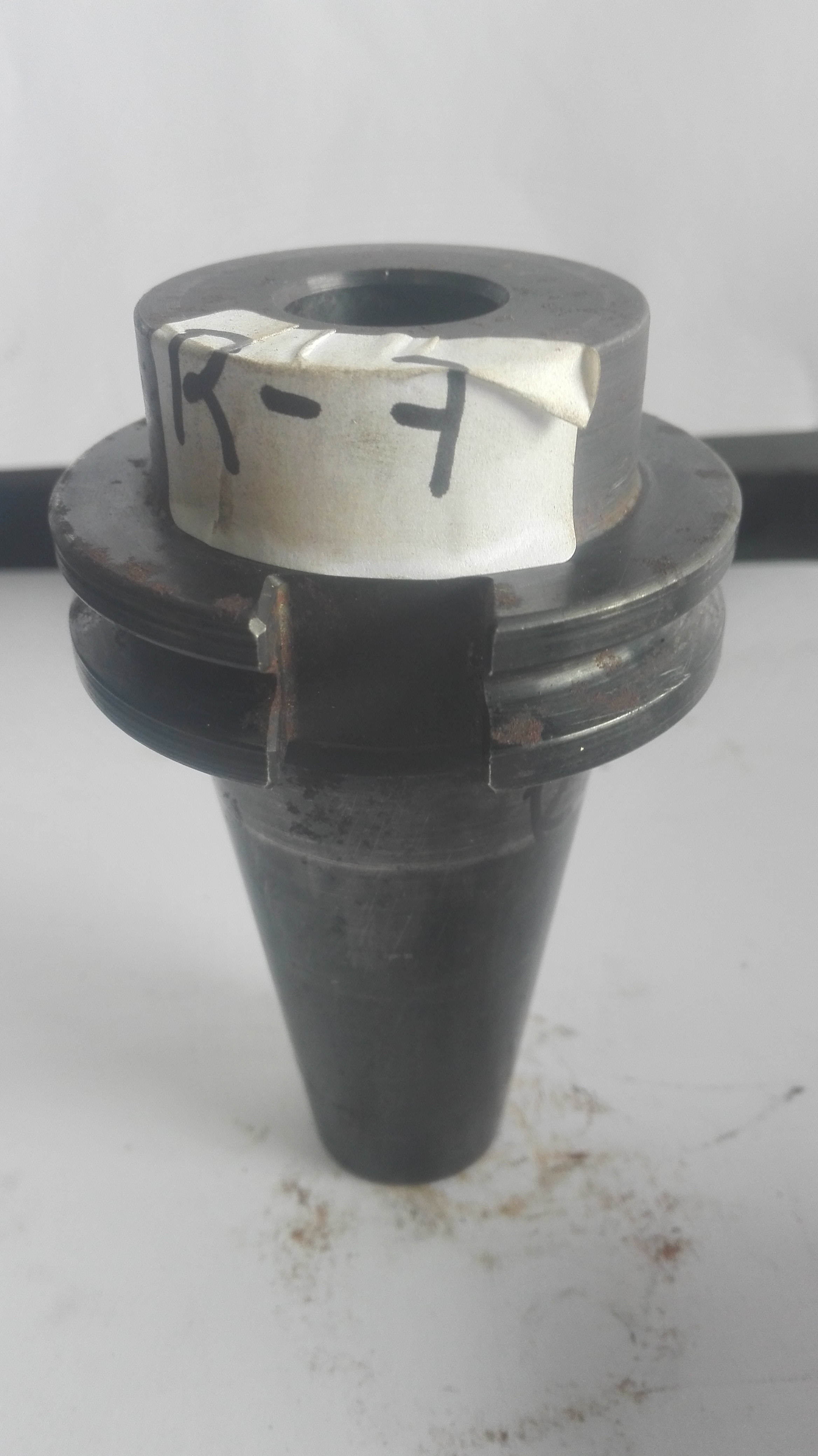 Marca: S/MARCA
Modelo. ISO 40 
Serie:  C4P2 V
Diámetro. Ø 3/4"in
No.ID:R7
