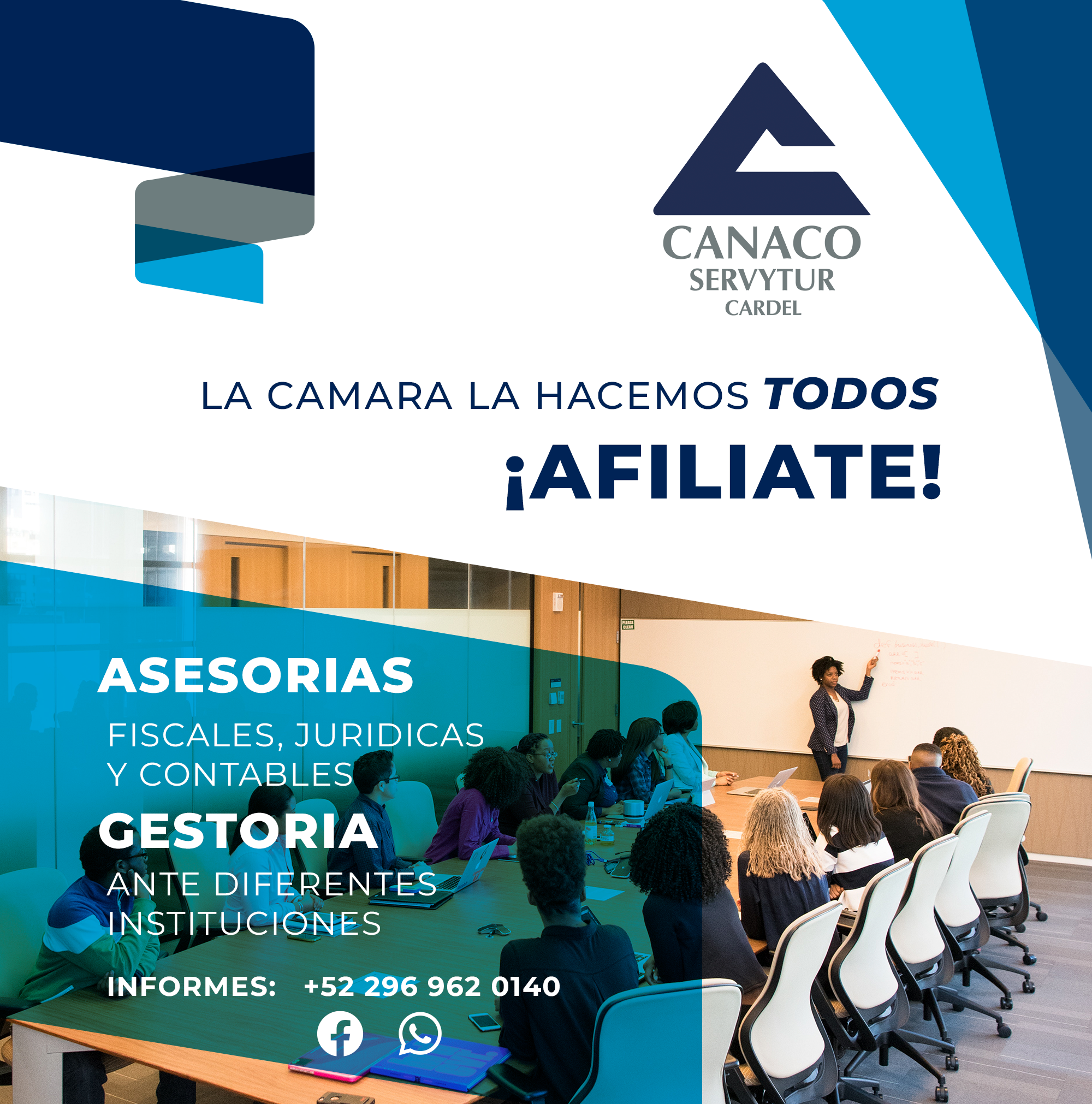 Sala de reuniones moderna con sofá gris, mesa baja, panel grande con la palabra 'Keywords' y plantas decorativas. Sala de reuniones moderna con sofá gris, mesa baja, panel grande con la palabra 'Keywords' y plantas decorativas.