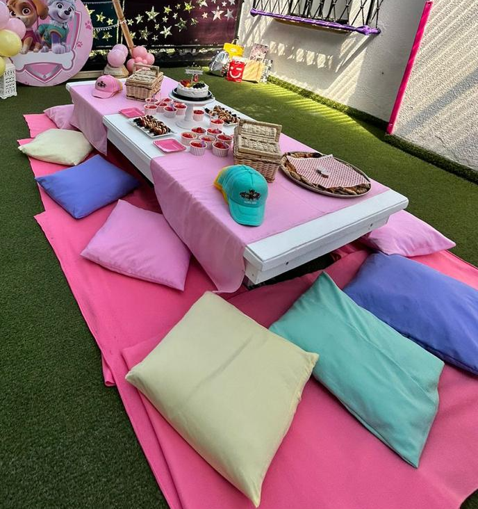 Cojines en tela
44cm x 44cm
Alquiler $ 5.000