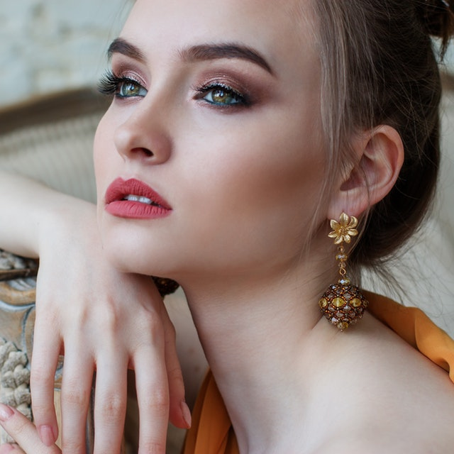 https://0201.nccdn.net/1_2/000/000/0d3/507/attractive-beautiful-beauty-458766-640x640.jpg