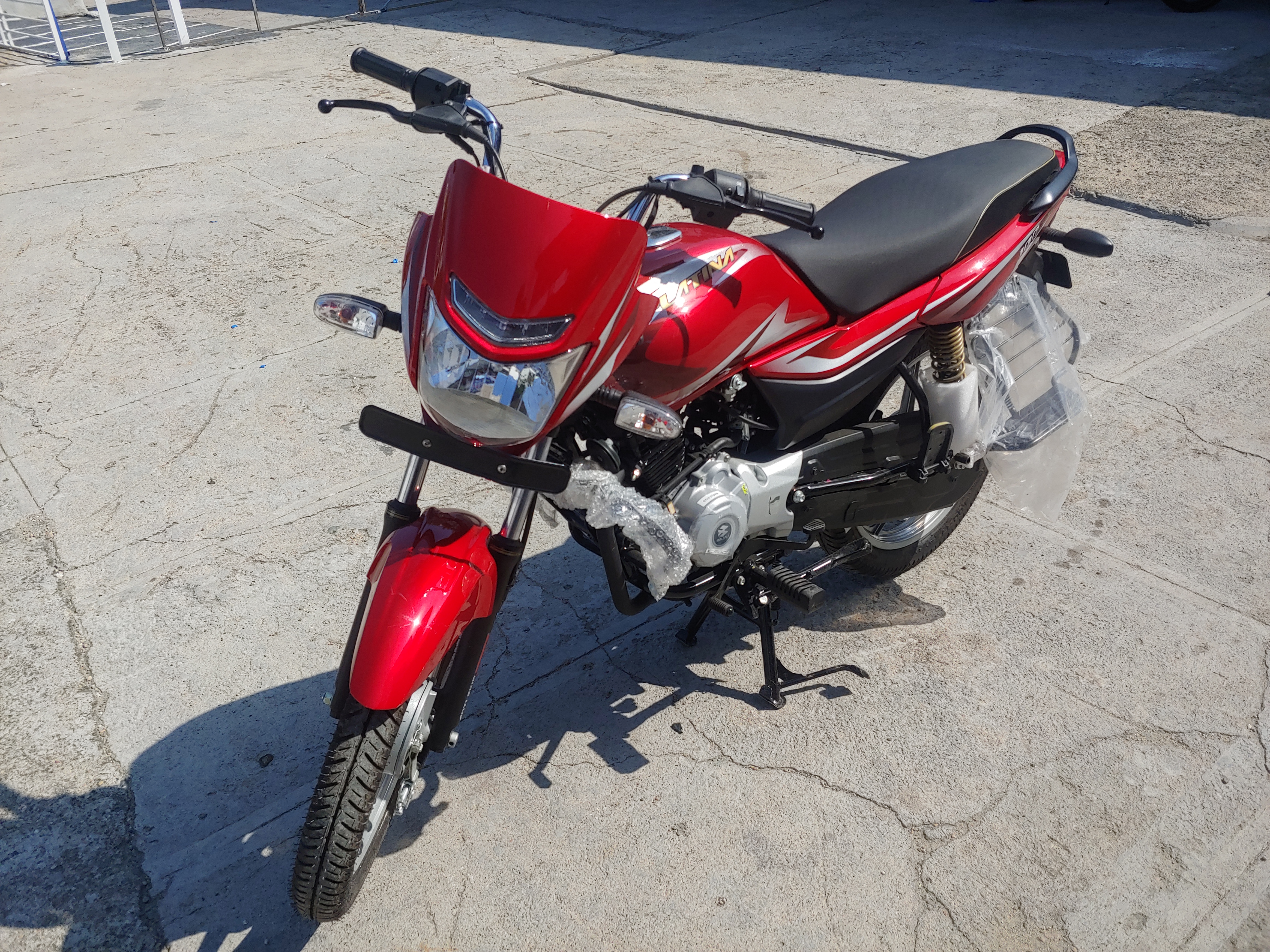 BAJAJ PLATINA 100

