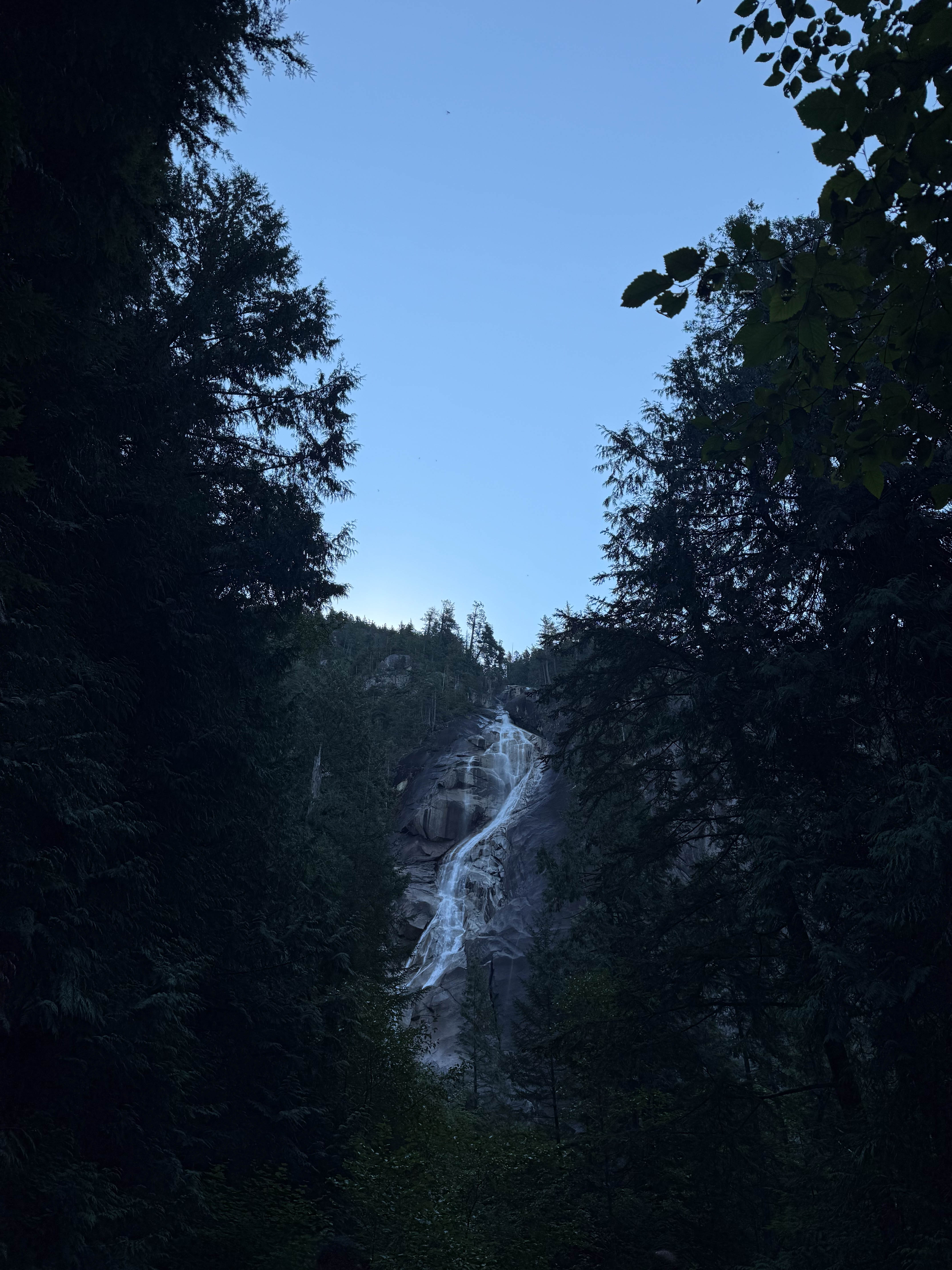 https://0201.nccdn.net/1_2/000/000/0d6/6a2/vancouver-order-18.jpg