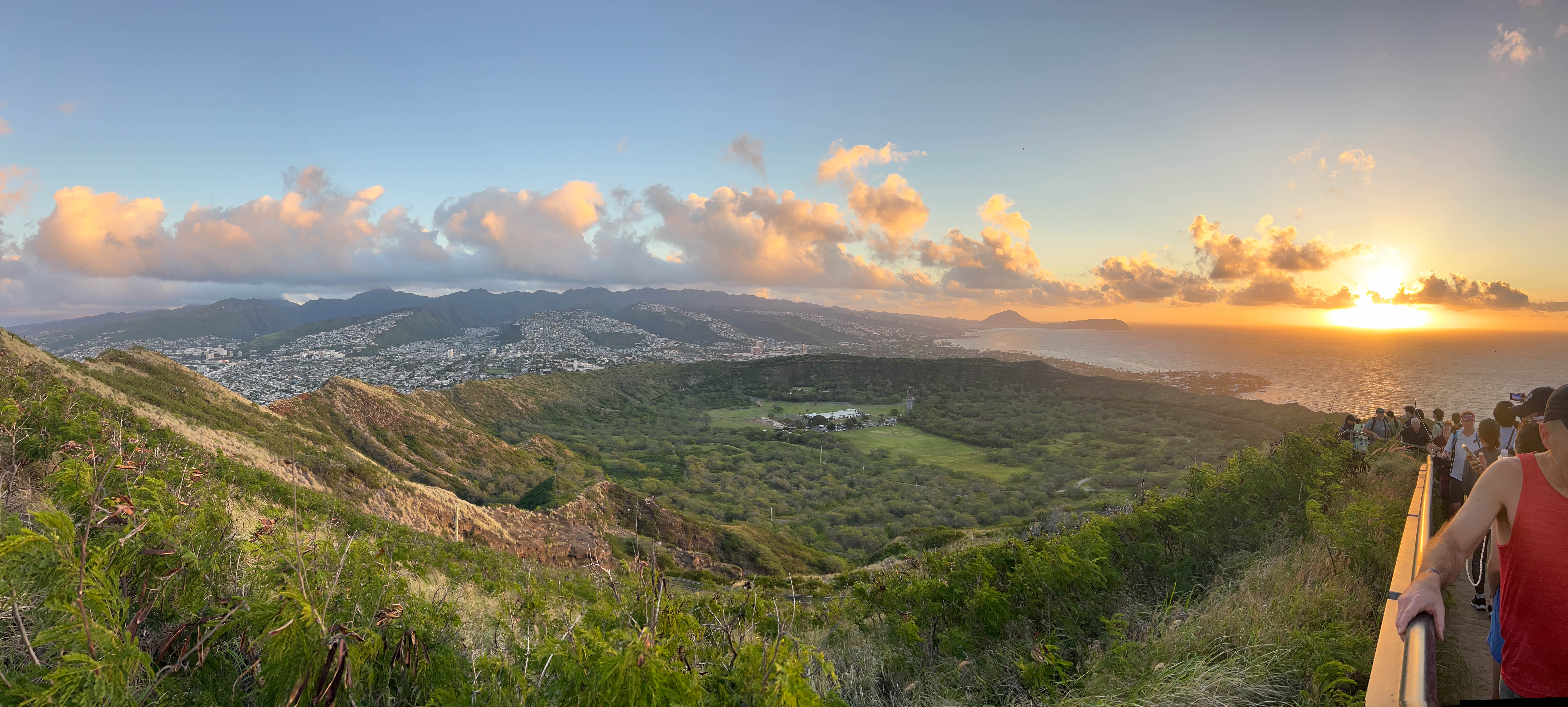 https://0201.nccdn.net/1_2/000/000/0d6/a68/hawaii-order-92.jpg