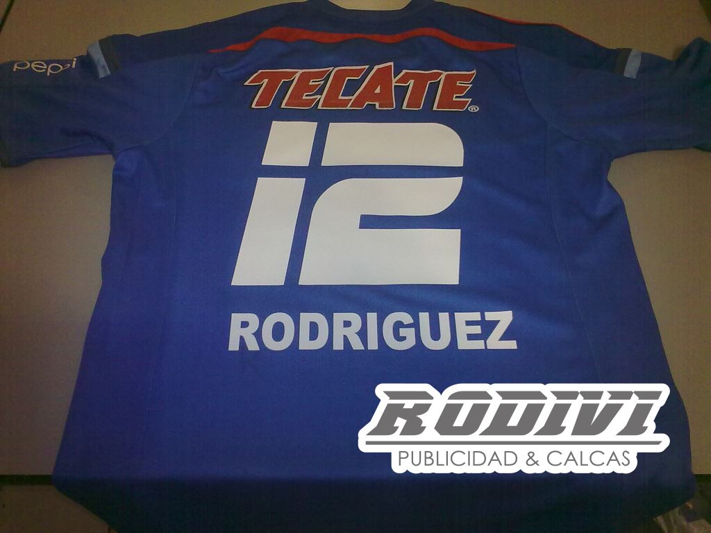 https://0201.nccdn.net/1_2/000/000/0d7/136/12-rodriguez.jpg