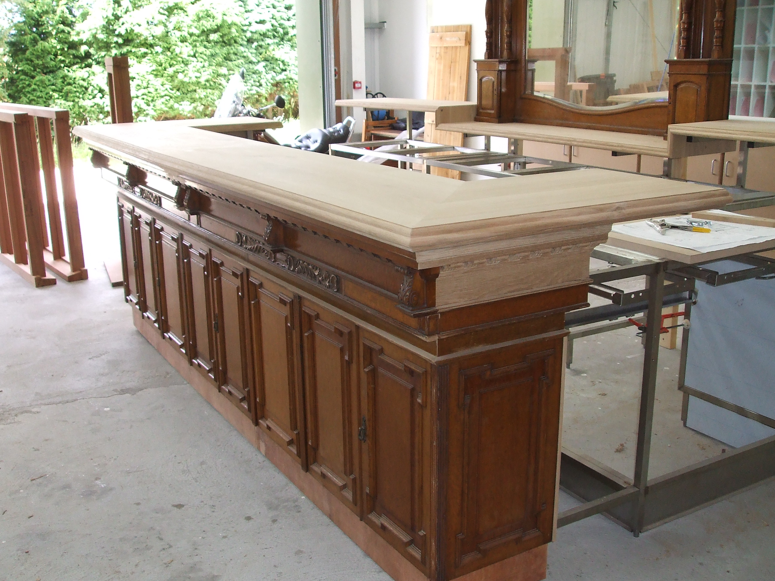 a yellow and black machine