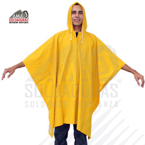 IMPERMEABLE / TIPO PONCHO
Categoría: Otros
Talla: Unitalla
Descripción: Impermeable capa manga para lluvia, tipo poncho talla estándar con gorro integrado de 35 milésimas de espesor. De 1.24 metros de ancho por 1 metro de largo, con broches laterales.