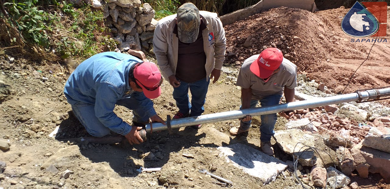 REPARACIÓN DE FUGA DE AGUA EN COLONIA SAN MIGUEL