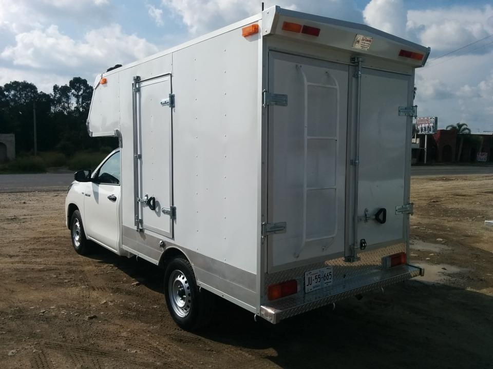 campers volado chasis nissan  
