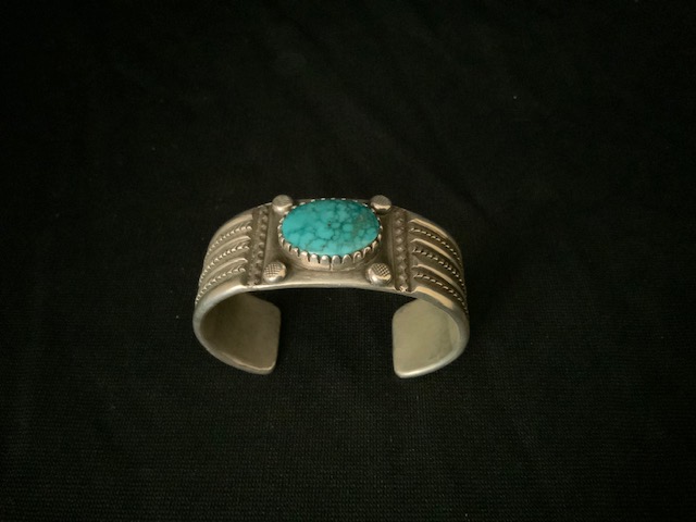 PRODUCT PROFILE:
Product No.:  21268
Description:  Ernie Lister Bracelet
PRODUCT NARRATIVE:
•  silver with turquoise.
