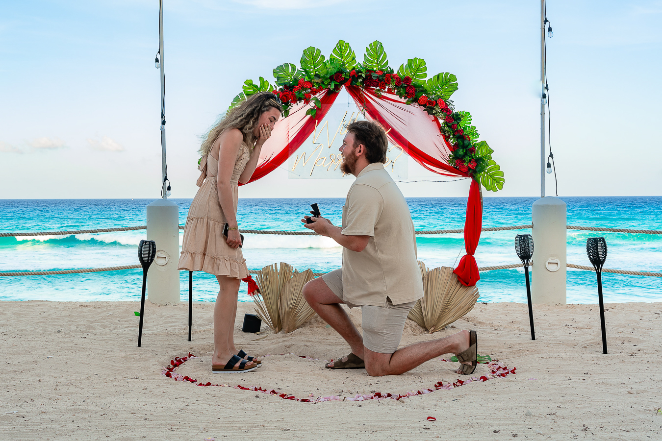 https://0201.nccdn.net/1_2/000/000/0da/286/romantic-proposal-in-cancun-fiesta-americana-allinclusive54.jpg.jpg