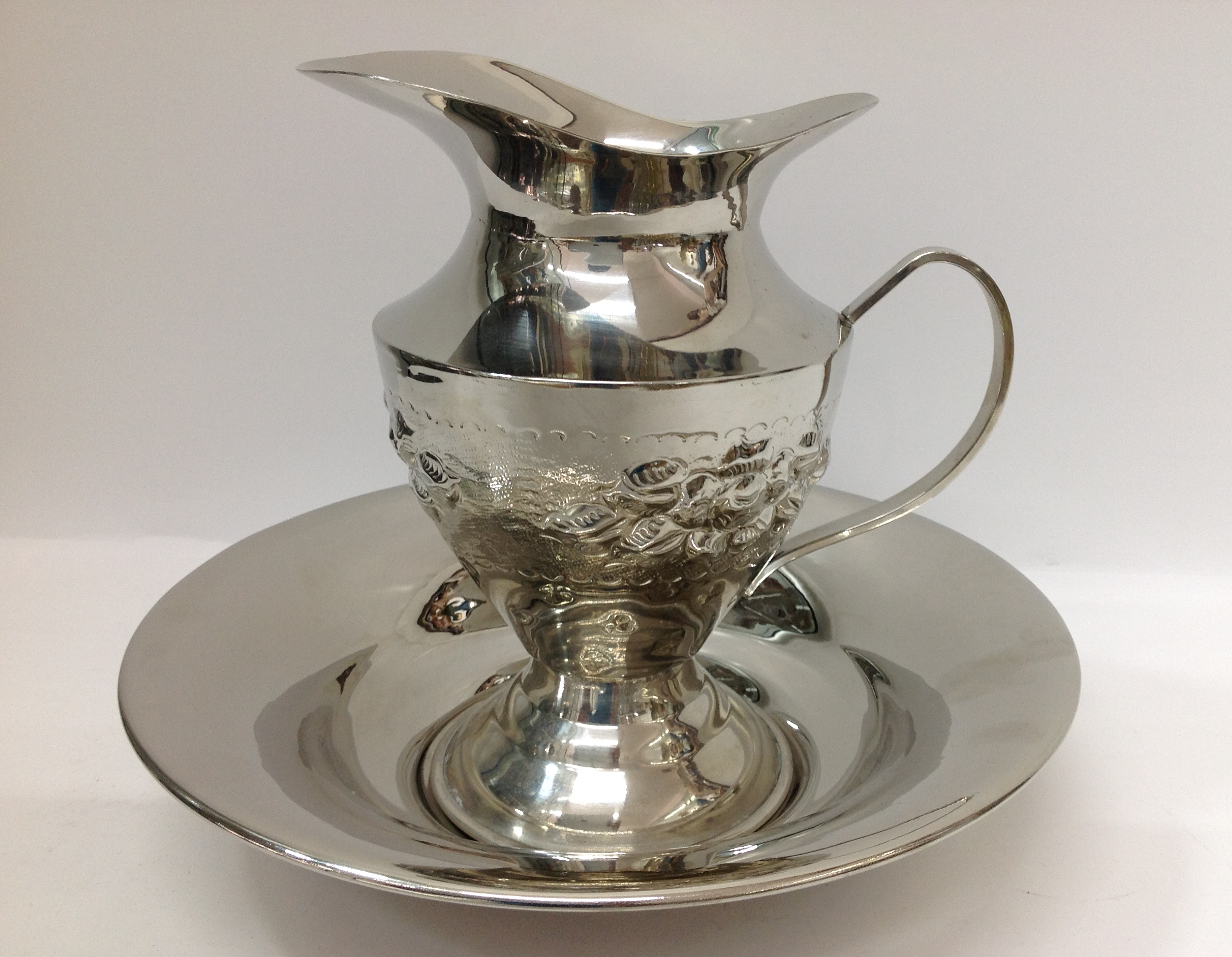 LAVATORIO DE LATÓN CON BAÑO DE NÍQUEL