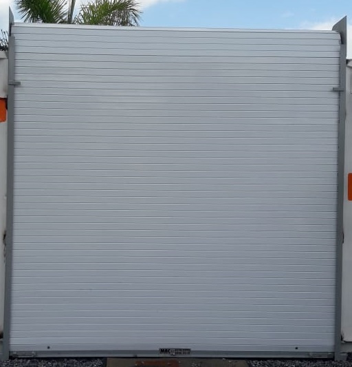 Cortina Duela Plana blanca cal.24 rollo por dentro 