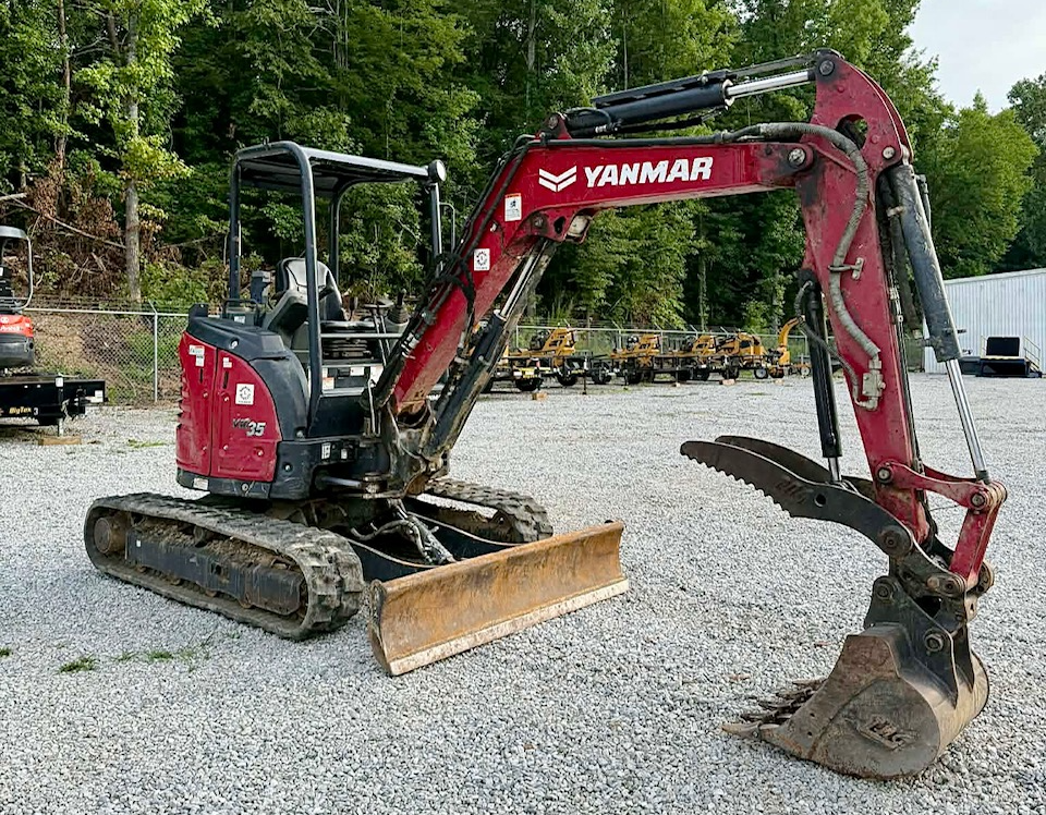 Yanmar VIO35 w/ thumb/24" bucket
2022 w/ 1850hrs
$29,500