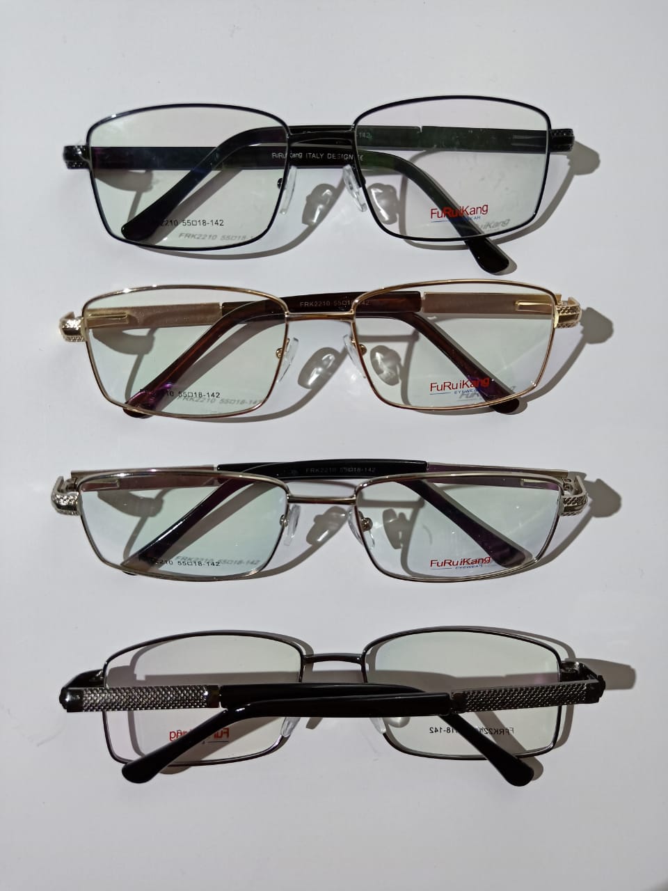 Modelo: FRK2210
Colores: Dorado, Plateado, Gris y Negro