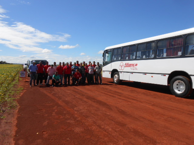Uberlândia - MG - ALIANÇA TRANSPORTADORA
DIREÇÃO SEGURA MOTORISTA ÔNIBUS E VANS