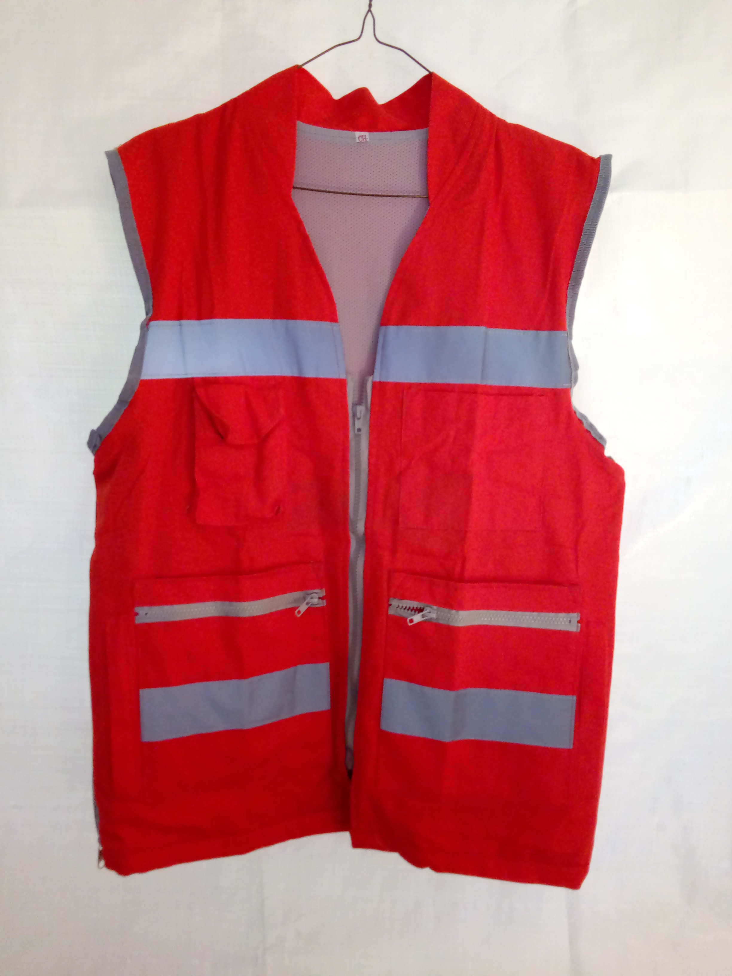 CHALECO TIPO RESCATISTA
VARIOS COLORES