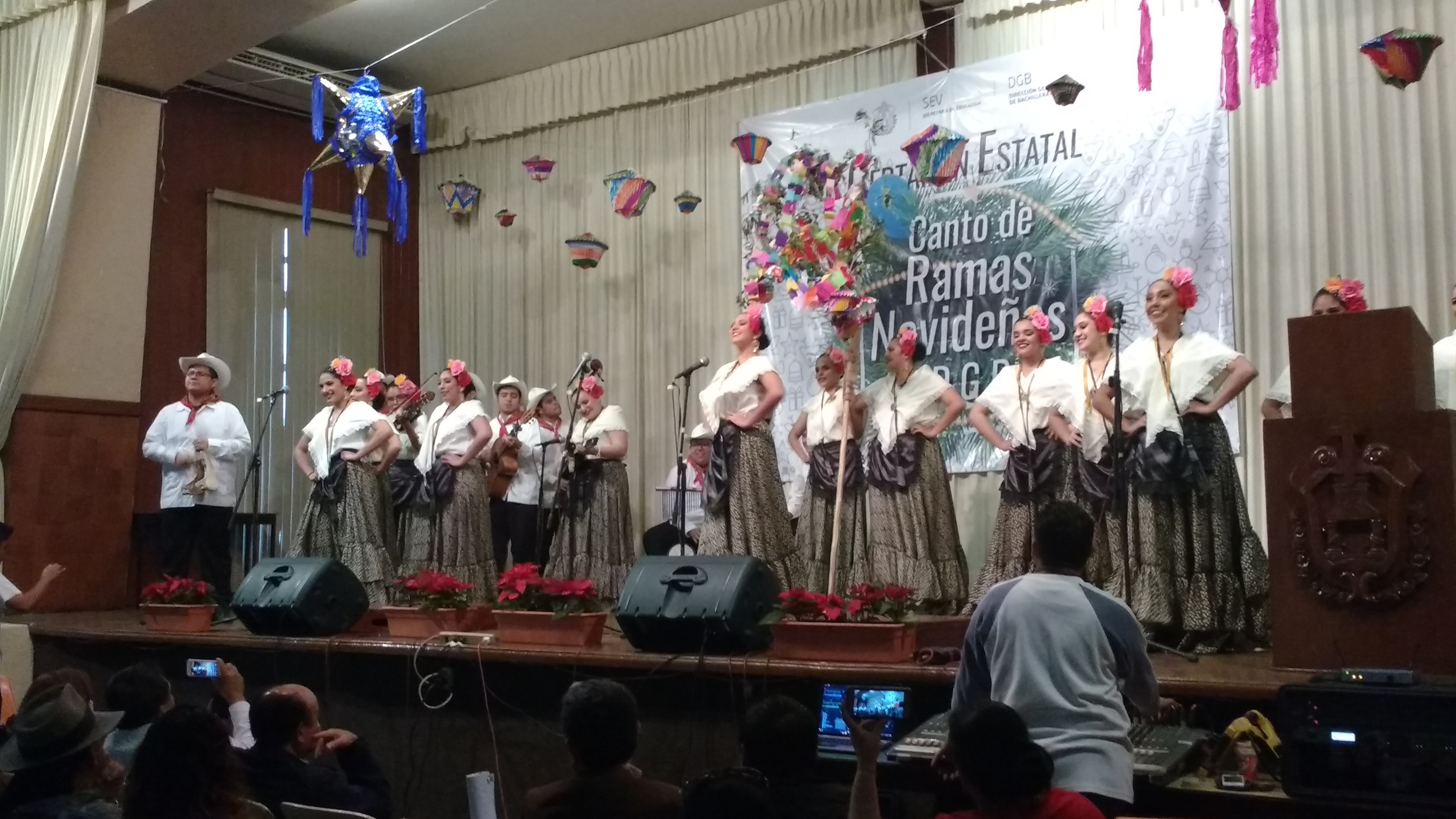 1ER. LUGAR CERTAMEN DE CANTO DE RAMA NAVIDEÑA
1 DE DICIEMBRE 2017 FASE ZONAL