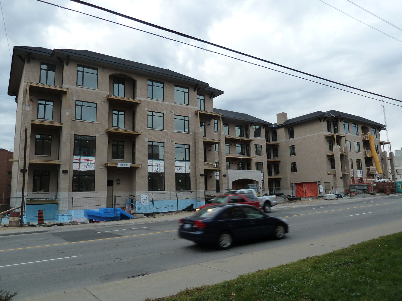 SECOND AVENUE WEST - Wood Frame Condominium
808 Bronson Avenue, Ottawa, ON