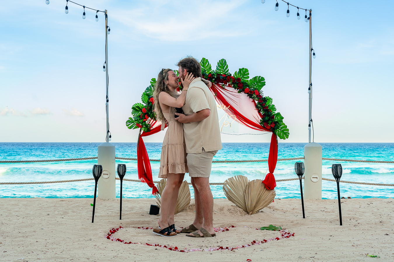 https://0201.nccdn.net/1_2/000/000/0dd/c1b/romantic-proposal-in-cancun-fiesta-americana-allinclusive58.jpg.jpg